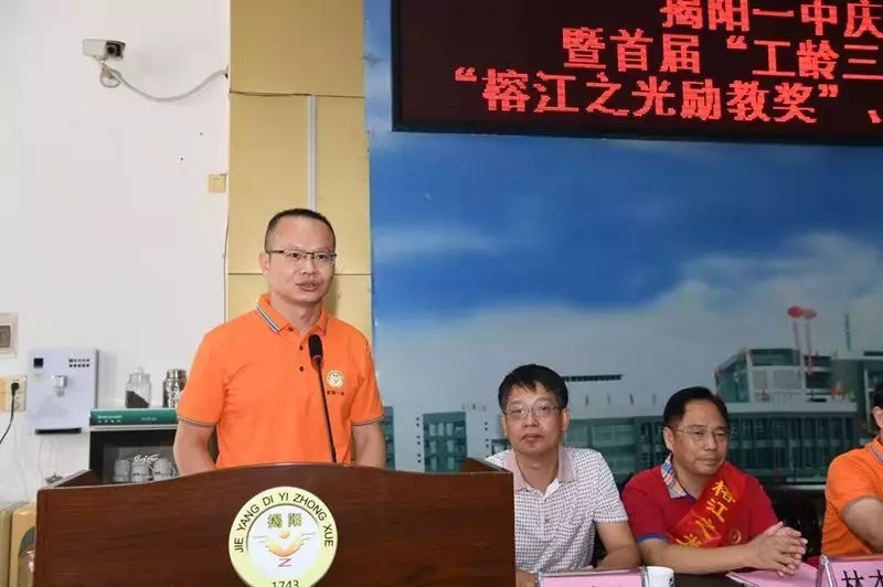 1568196825500674.jpg 640.webp (4).jpg